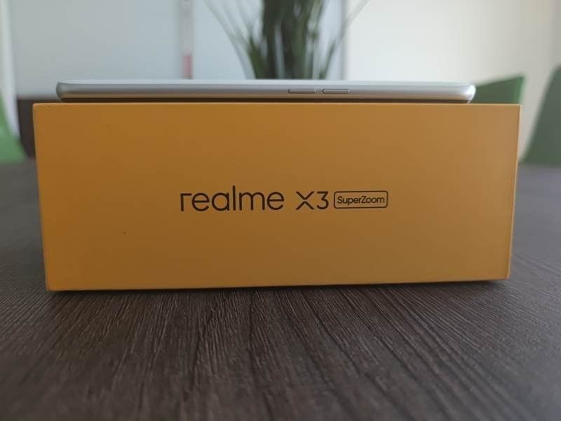 Realme X3 SuperZoom Review