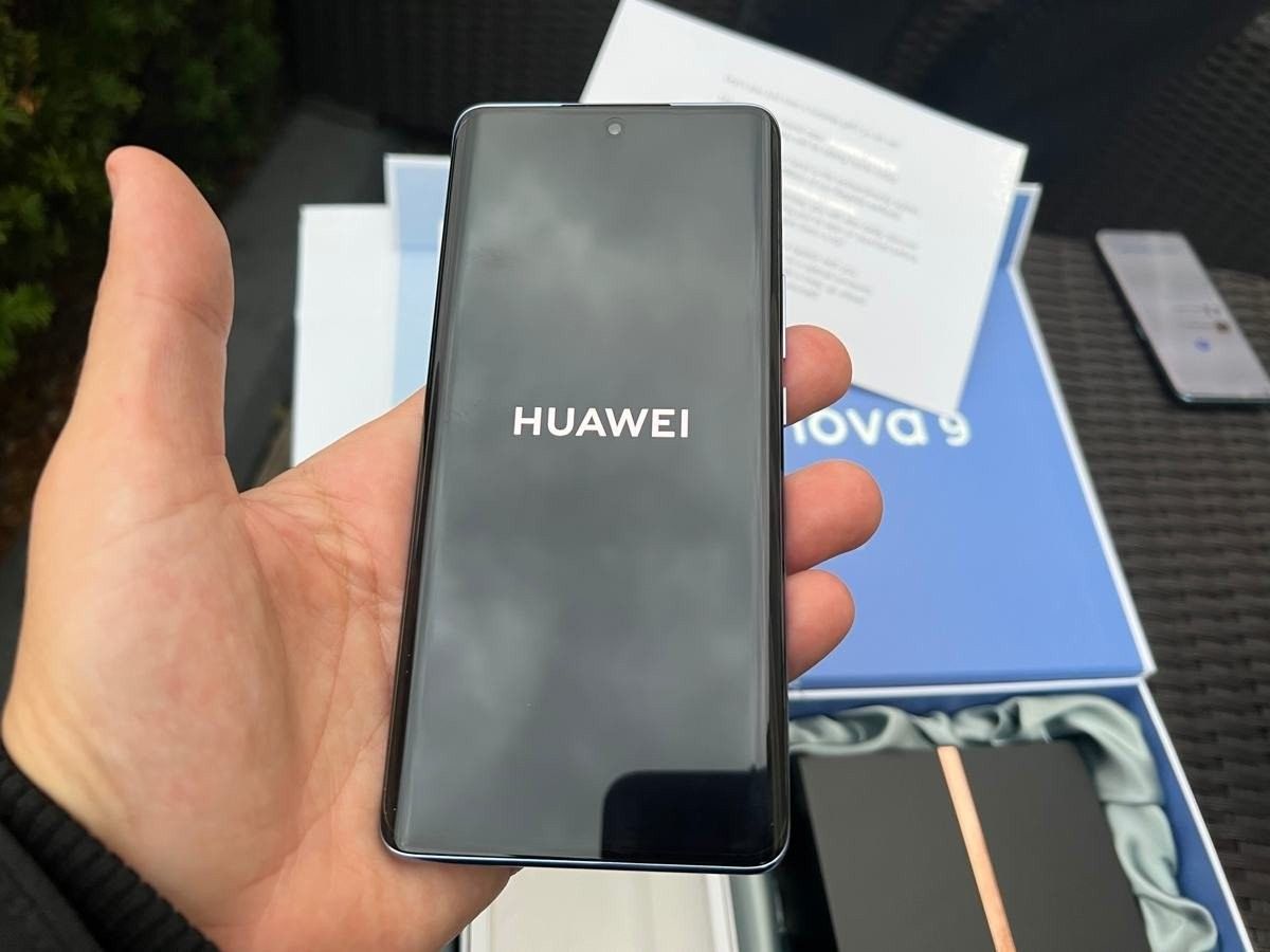 HUAWEI nova 9: Δυναμική επιστροφή με ένα εντυπωσιακό νέο smartphone