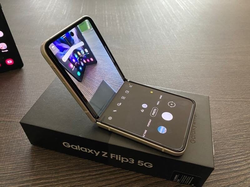 Samsung Galaxy Z Flip3 Review