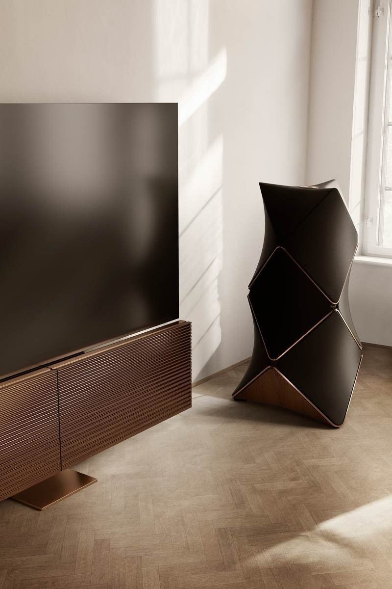 Beovision Harmony:  Το νέο σύστημα ήχου και εικόνας με 88'' OLED TV