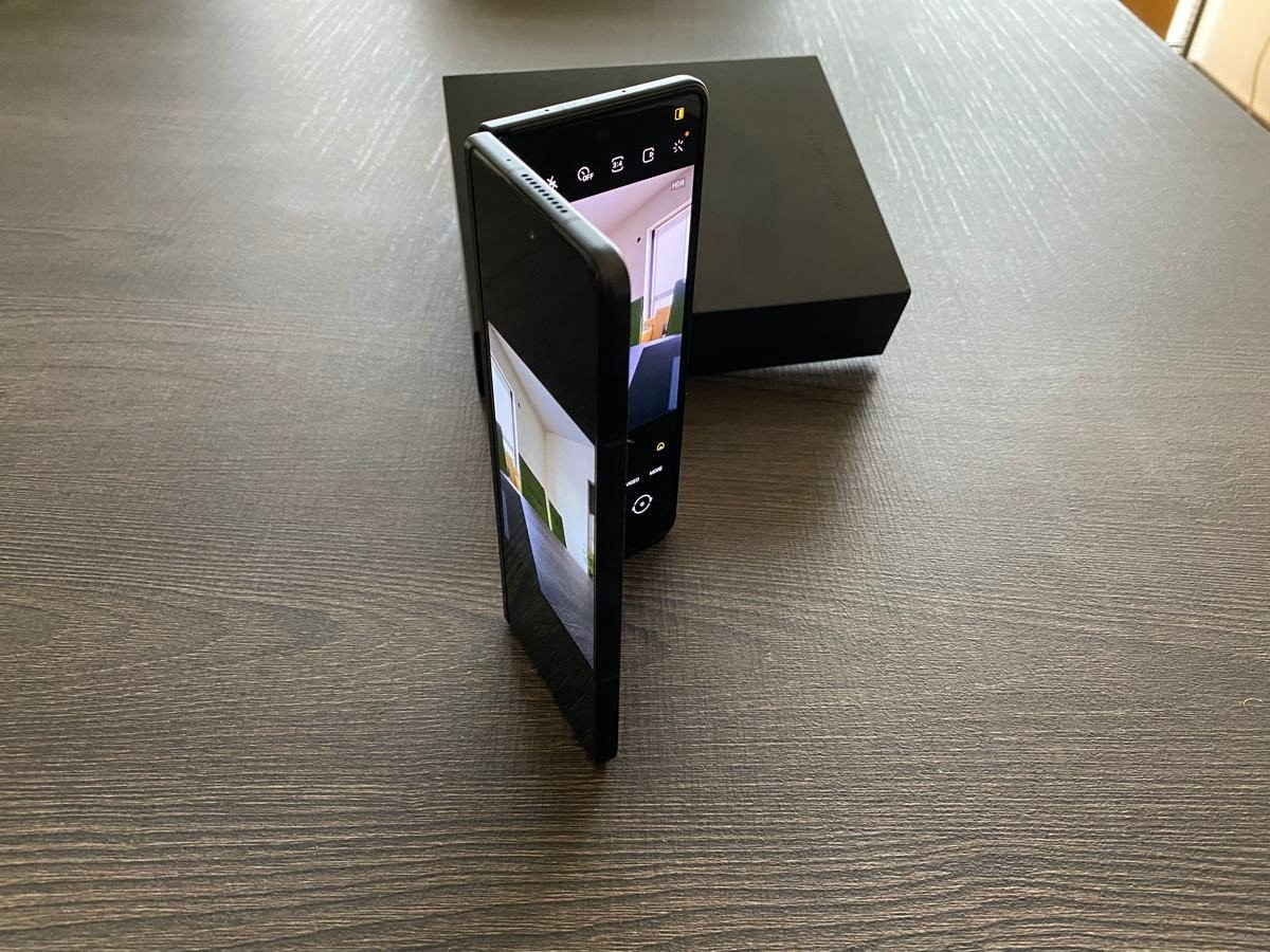Samsung Galaxy Z Fold3 Review: Ένα πανίσχυρο εργαλείο για τον επαγγελματία | 