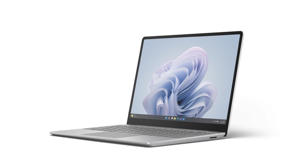 Offiziell der ultraportable Laptop der neuen Generation mit 15 Stunden Akkulaufzeit