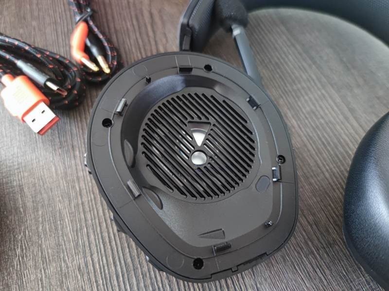 JBL Quantum 400 Review JBL Quantum 400 Review