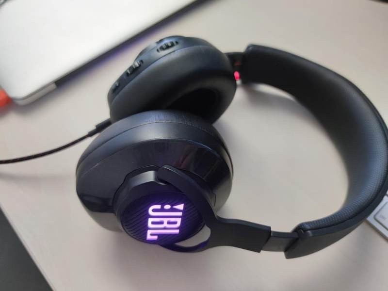 JBL Quantum 400 Review JBL Quantum 400 Review