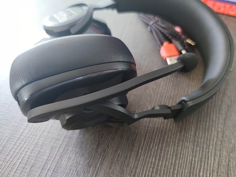 JBL Quantum 400 Review JBL Quantum 400 Review