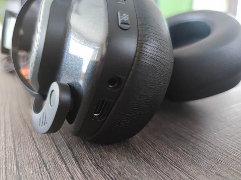 JBL Quantum 400 Review JBL Quantum 400 Review