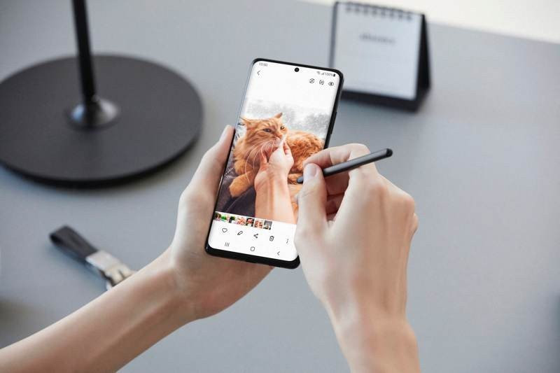 Samsung Galaxy S21: Επίσημη παρουσίαση της νέας σειράς Samsung Galaxy S21: Επίσημη παρουσίαση της νέας σειράς
