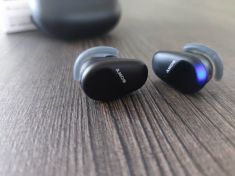 Sony WF-SP800N Review: Δυνατή επιλογή ασύρματων ακουστικών για fitness Sony WF-SP800N Review: Δυνατή επιλογή ασύρματων ακουστικών για fitness