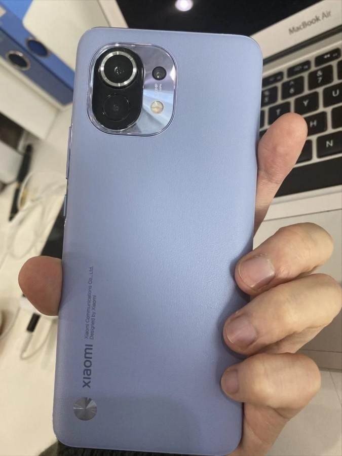 Xiaomi Mi 11: Renders, live φωτογραφίες, ηχεία harman kardon και μάλλον χωρίς φορτιστή Xiaomi Mi 11: Renders, live φωτογραφίες, ηχεία harman kardon και μάλλον χωρίς φορτιστή