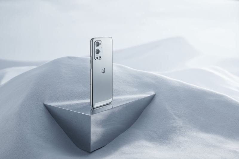 OnePlus 9 Pro: Επίσημα renders από τον CEO της εταιρείας και δείγματα λήψεων