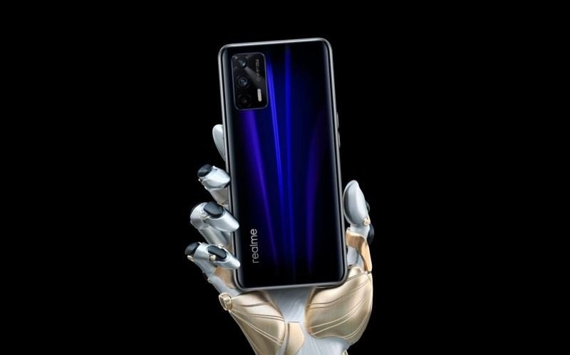 Realme GT 5G: Επίσημα με Snapdragon 888, πανίσχυρα specs και απίστευτη τιμή Realme GT 5G: Επίσημα με Snapdragon 888, πανίσχυρα specs και απίστευτη τιμή
