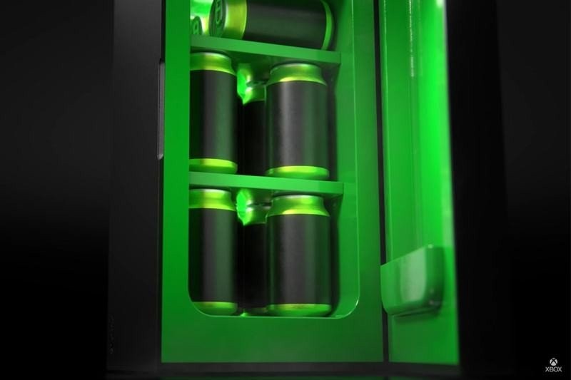 Xbox Mini Fridge: Το ψυγείο είναι...αληθινό και κυκλοφορεί στα τέλη του 2021 Xbox Mini Fridge: Το ψυγείο είναι...αληθινό και κυκλοφορεί στα τέλη του 2021