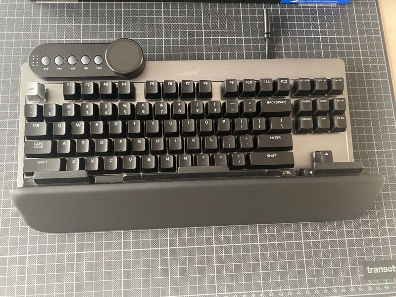 Mountain Everest Max: Θέτει νέους κανόνες για τα gaming keyboards Mountain Everest Max: Θέτει νέους κανόνες για τα gaming keyboards