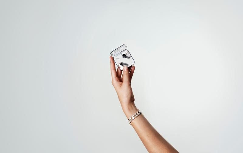 Nothing Ear (1): Επίσημα και στην Ελλάδα στα €99 Nothing Ear (1): Επίσημα και στην Ελλάδα στα €99