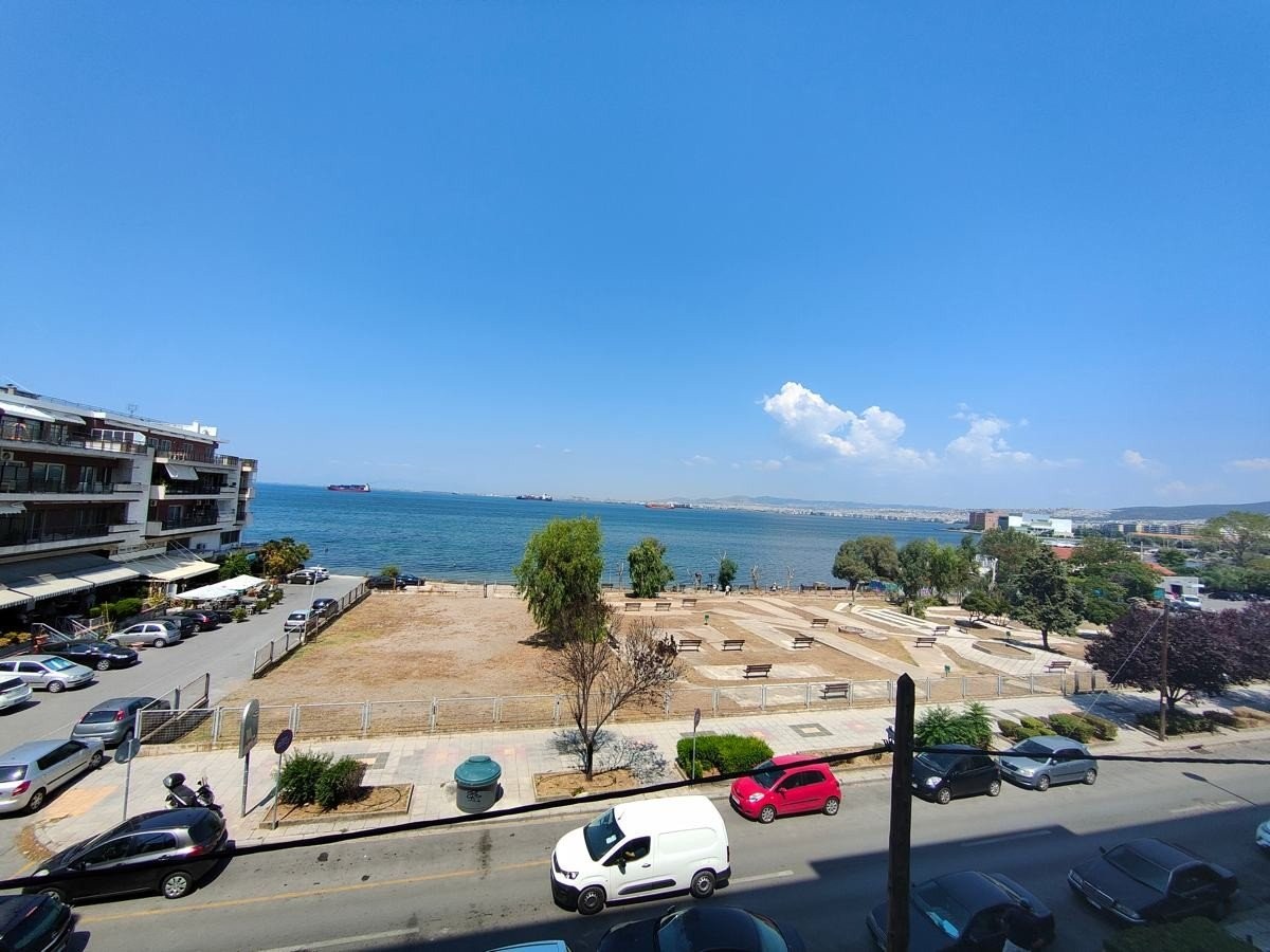 realme GT Explorer Master Review: Μοναδικό design και υψηλές επιδόσεις realme GT Explorer Master Review: Μοναδικό design και υψηλές επιδόσεις