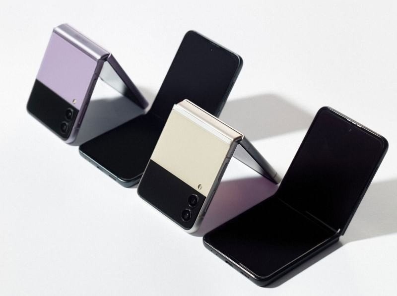 Samsung Galaxy Z Flip3: Επίσημα με σημαντικές βελτιώσεις και πολύ χαμηλότερη τιμή Samsung Galaxy Z Flip3: Επίσημα με σημαντικές βελτιώσεις και πολύ χαμηλότερη τιμή