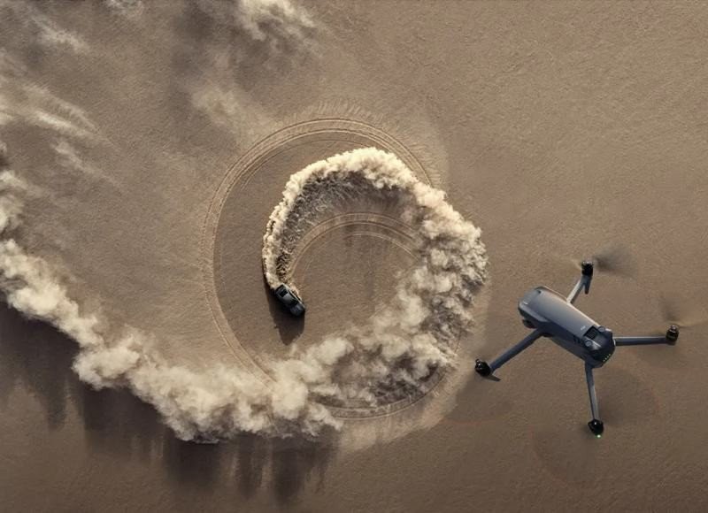 DJI Mavic 3: Επίσημα με τρομερές βελτιώσεις σε specs και αυτονομία DJI Mavic 3: Επίσημα με τρομερές βελτιώσεις σε specs και αυτονομία