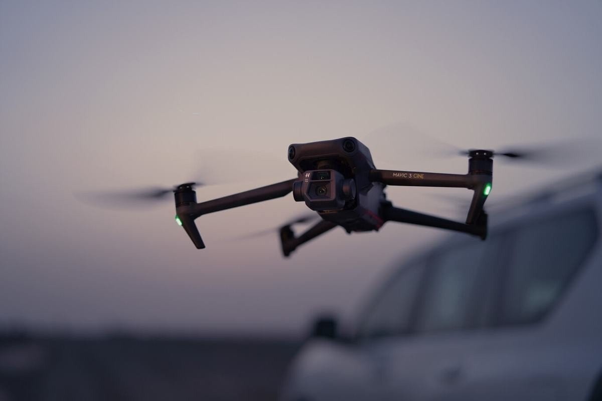 DJI Mavic 3: Επίσημα με τρομερές βελτιώσεις σε specs και αυτονομία DJI Mavic 3: Επίσημα με τρομερές βελτιώσεις σε specs και αυτονομία