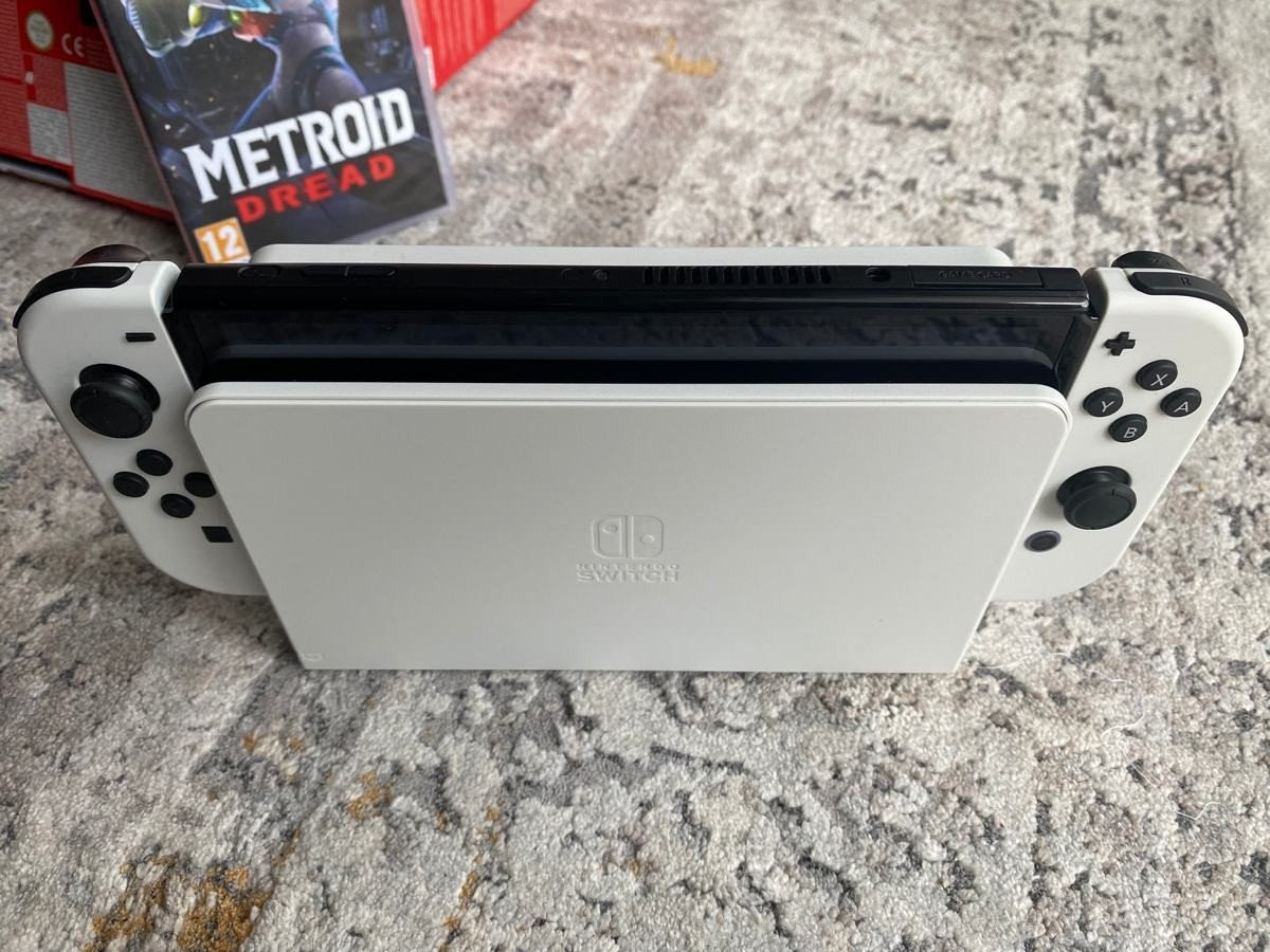 Nintendo Switch OLED Review: Η απόλυτη επιλογή για handheld gaming Nintendo Switch OLED Review: Η απόλυτη επιλογή για handheld gaming