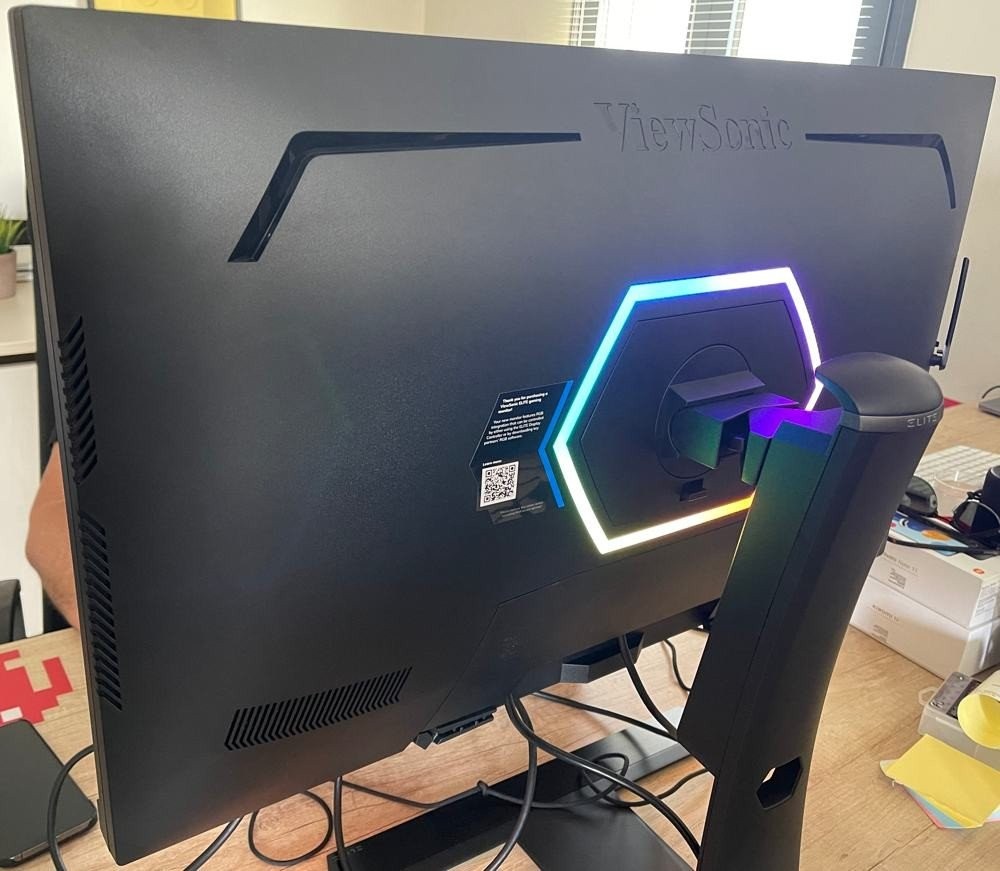 ViewSonic ELITE XG320Q Review: Premium κατασκευή και υψηλή απόδοση ViewSonic ELITE XG320Q Review: Premium κατασκευή και υψηλή απόδοση