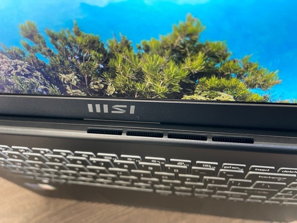 MSI Modern 15 Review: Μια τίμια πρόταση για mainstream laptop MSI Modern 15 Review: Μια τίμια πρόταση για mainstream laptop