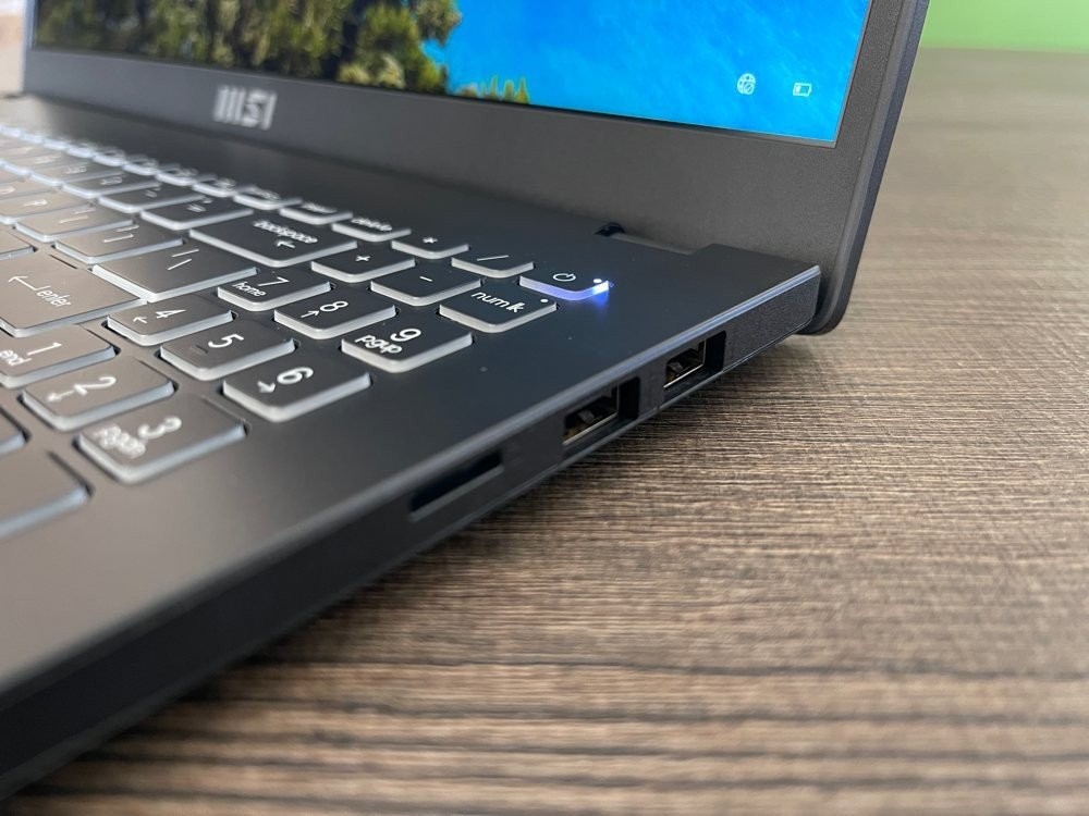 MSI Modern 15 Review: Μια τίμια πρόταση για mainstream laptop MSI Modern 15 Review: Μια τίμια πρόταση για mainstream laptop
