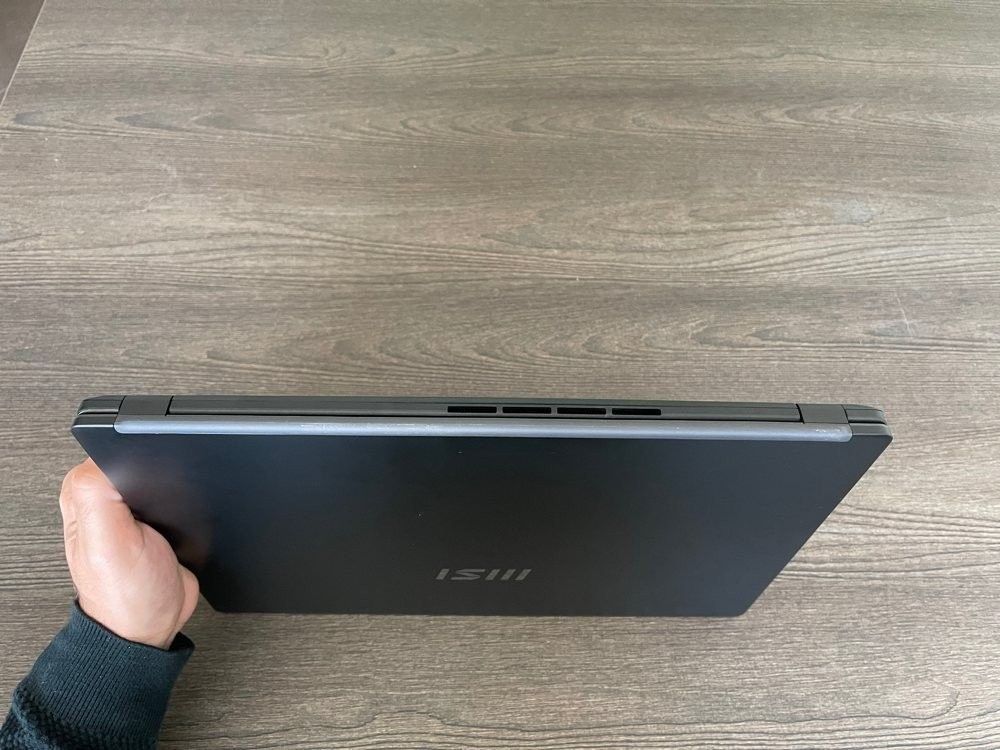 MSI Modern 15 Review: Μια τίμια πρόταση για mainstream laptop