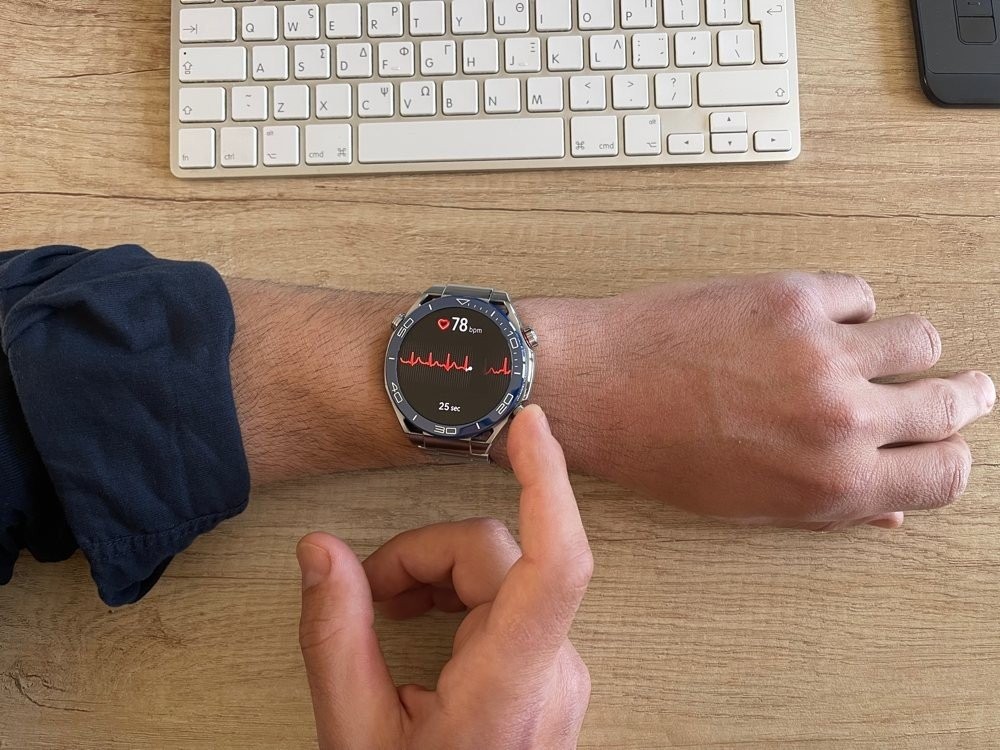 HUAWEI Watch Ultimate Review: Ένα κόσμημα με εξαιρετικές επιδόσεις HUAWEI Watch Ultimate Review: Ένα κόσμημα με εξαιρετικές επιδόσεις