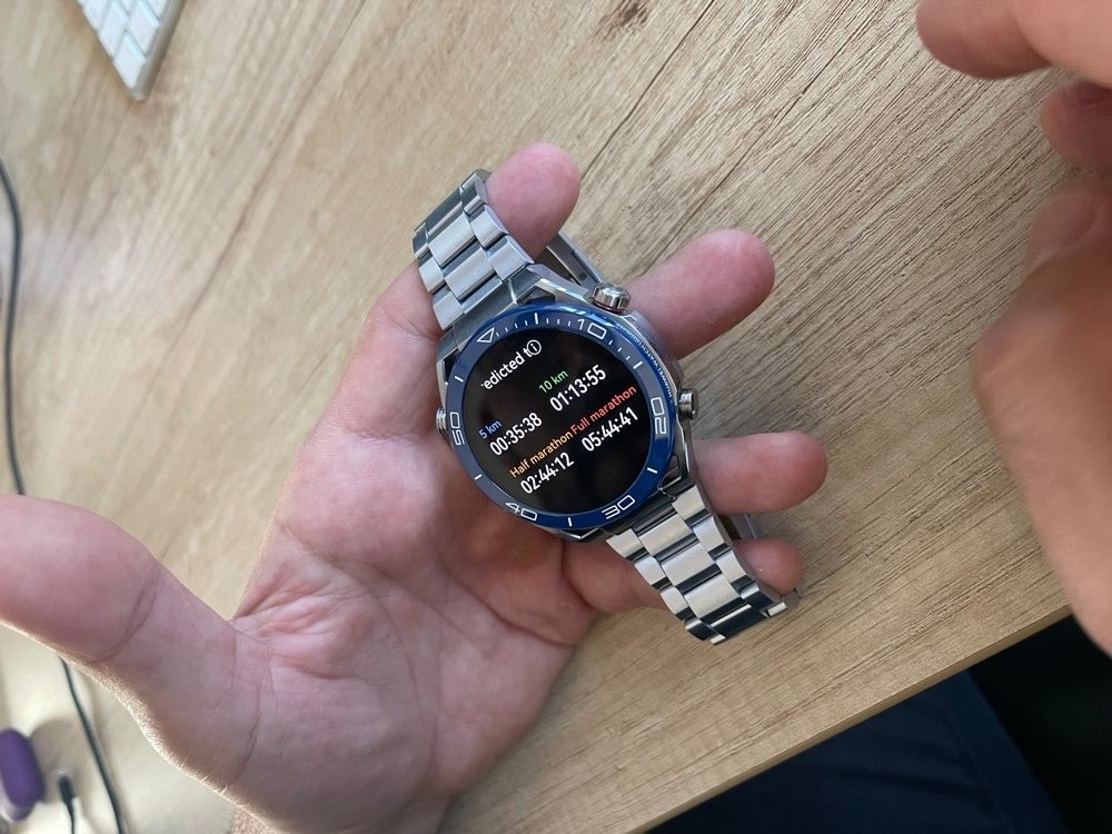 HUAWEI Watch Ultimate Review: Ένα κόσμημα με εξαιρετικές επιδόσεις HUAWEI Watch Ultimate Review: Ένα κόσμημα με εξαιρετικές επιδόσεις