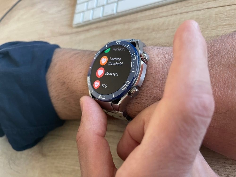HUAWEI Watch Ultimate Review: Ένα κόσμημα με εξαιρετικές επιδόσεις HUAWEI Watch Ultimate Review: Ένα κόσμημα με εξαιρετικές επιδόσεις