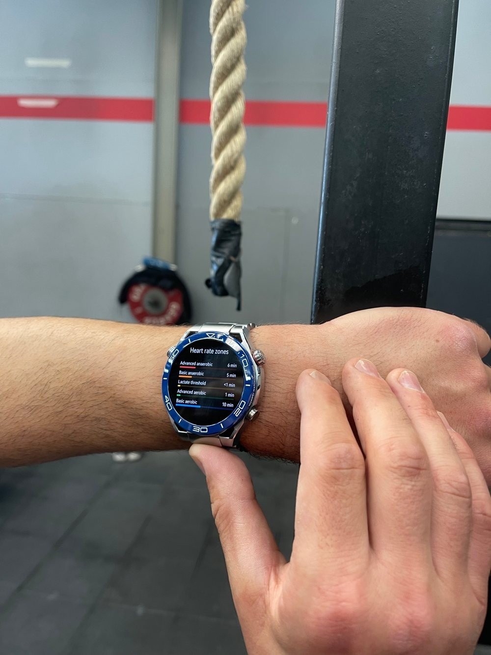 HUAWEI Watch Ultimate Review: Ένα κόσμημα με εξαιρετικές επιδόσεις HUAWEI Watch Ultimate Review: Ένα κόσμημα με εξαιρετικές επιδόσεις